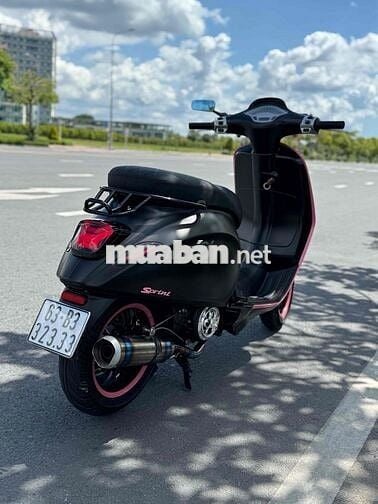 vespa bán tặng biển đẹp