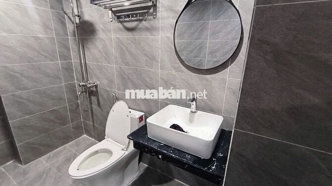 Cho thuê căn hộ 2 Phòng ngủ mới keng ngay biển Mỹ Khê- Có hồ bơi