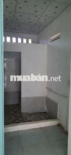 Căn nhà cấp 4, số 65 đường Nguyễn Việt Hồng, xã Châu Thành (Ngã Sáu)