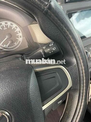 Toyota Innova 2020 E 2.0 MT - 15000 km