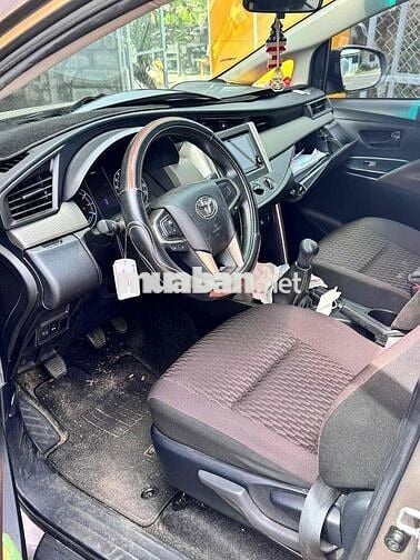 Toyota Innova 2020 E 2.0 MT - 15000 km