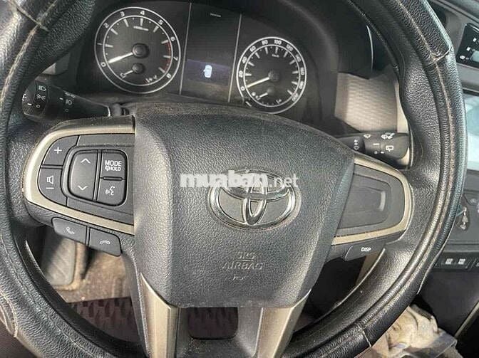 Toyota Innova 2020 E 2.0 MT - 15000 km