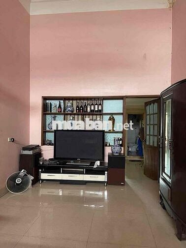 Bán nhà mặt đường 30m hai mặt ngõ ba tầng cực đẹp