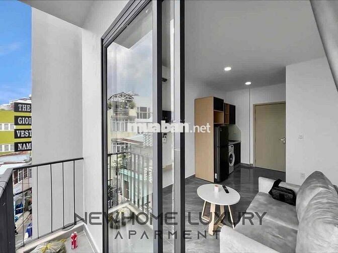 🏡Căn Hộ Ngay Nguyễn Văn Trỗi 👉Full Nội Thất - Bancol Lớn
