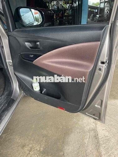 Toyota Innova 2020 E 2.0 MT - 15000 km