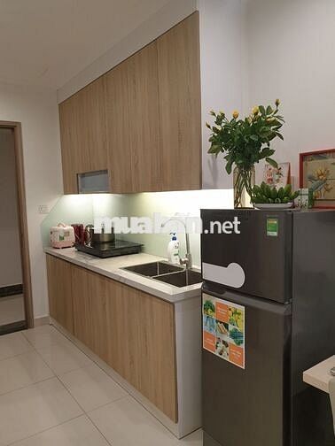 Cho thuê căn hộ Studio đồ cơ bản liền tường tại Vinhomes giá 6,5tr/th