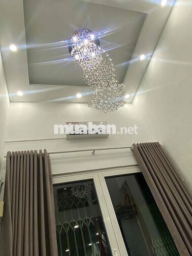 Bán nhà Quang Trung, 26m2, 3 Tầng, 2PN,Đối diện Vincom, nhà mới, TL