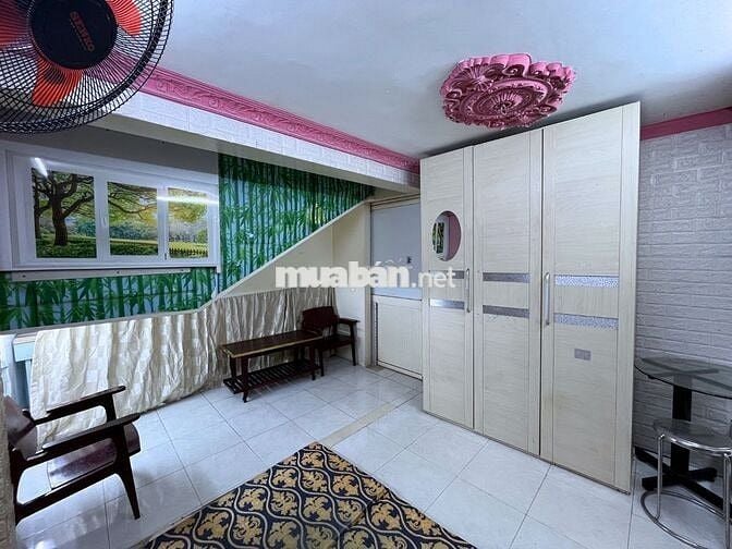 Phòng trọ sinh viên - Quận 3 -15m2 - Nhà vệ sinh riêng - Có nội thất