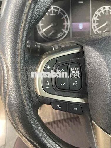 Toyota Innova 2020 E 2.0 MT - 15000 km