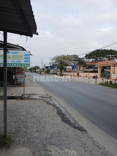 Đất mặt tiền 1000m2 Quốc lộ 30 Cái Bè - Tiền Giang