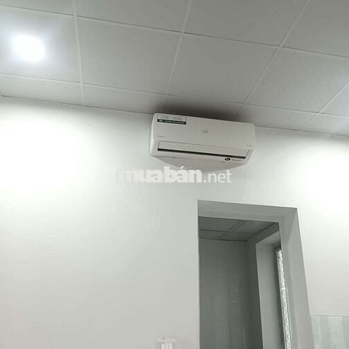 NHƯỢNG PHÒNG FULL ĐỒ KK KĐT LIDECO CĂN GÓC CÓ BAN CÔNG 2MẶT THOÁNG 3TR