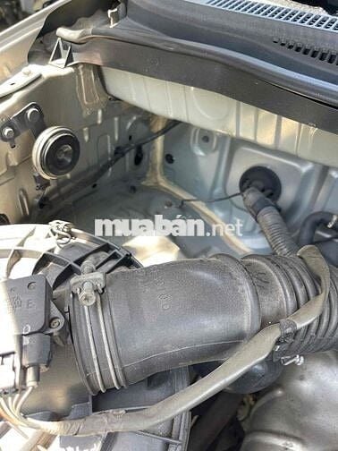 Toyota Innova 2014 2.0G - 149000 km