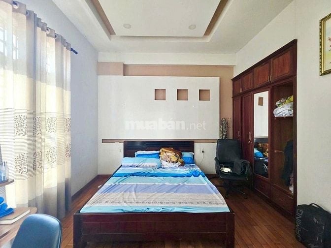 Nhà đẹp 5 tầng (4x18m) Đông tứ trạch. Mặt tiền Thạch Thị Thanh - 23 tỷ