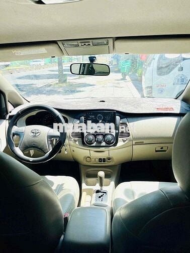 Toyota Innova 2014 2.0G - 149000 km
