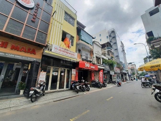Nhà đẹp 5 tầng (4x18m) Đông tứ trạch. Mặt tiền Thạch Thị Thanh - 23 tỷ