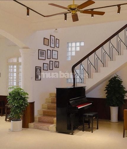 Bán gấp nhà Biệt Thự MT đường Ngô Bệ, lối vào nhà ga T3 Tân Sơn Nhất