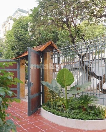 Bán gấp nhà Biệt Thự MT đường Ngô Bệ, lối vào nhà ga T3 Tân Sơn Nhất