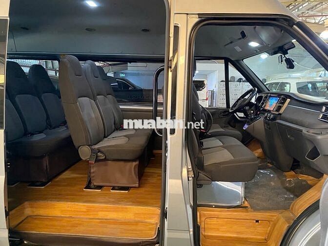 Ford Transit Limousine MCA 2024 - 76000 km