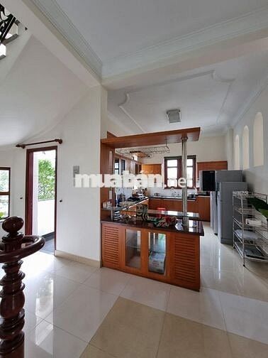 🔥 CHO THUÊ NHÀ VIỆT THỰ ĐƯỜNG TÂN CANH _ 10X20M_ TRỆT 3 LẦU 🔥