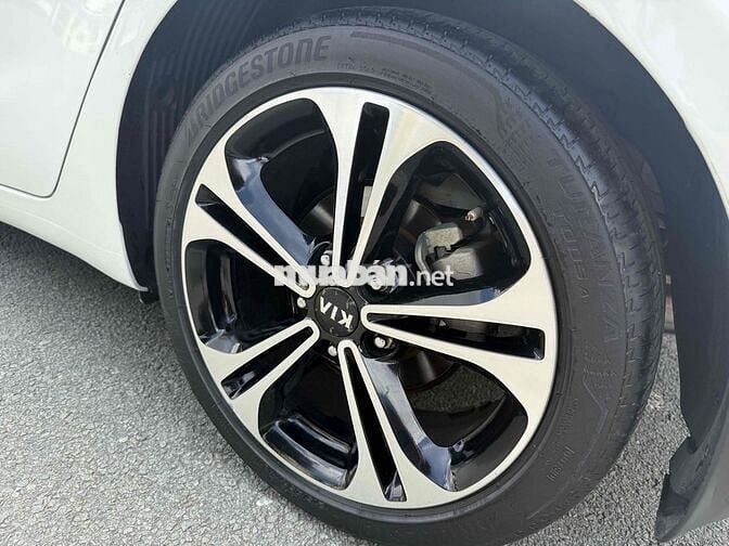 Kia Cerato 1.6AT Hatback  2013 đk 2014 Một Chủ