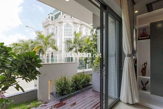 CHO THUÊ NHÀ MT TRƯƠNG CÔNG ĐỊNH P14 -8X20M- HẦM TRỆT 3 LẦU