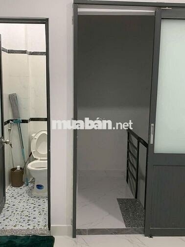 Nhà 3 tầng giá tốt..!, Hiệp Bình Chánh, Thủ Đức gần TTTM Gigamall,