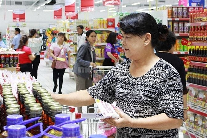 TUYỂN NHÂN VIÊN TẠI CÁC CHUỖI SIÊU THỊ KHU VỰC TP HCM