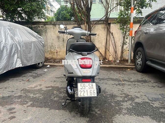 Bán xe vespa chính chủ