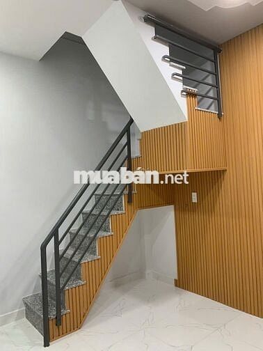 Nhà 3 tầng giá tốt..!, Hiệp Bình Chánh, Thủ Đức gần TTTM Gigamall,