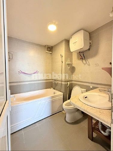 Hiếm! Bán căn hộ chung cư 229 phố Vọng - DT 120 m2 x 3 PN