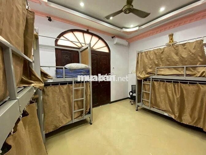 PHÒNG NHÓM SINH VIÊN 4 NGƯỜI. DTSD RỘNG 120m2 TOLET RIÊNG