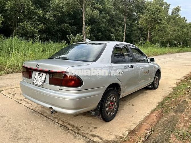MAZDA 323 đời 2000.