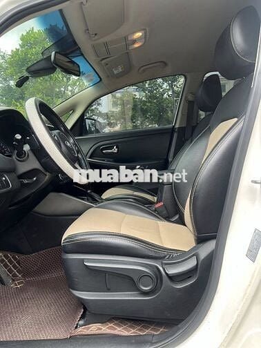 Kia Rondo 2016 1.7 DAT - 120000 km