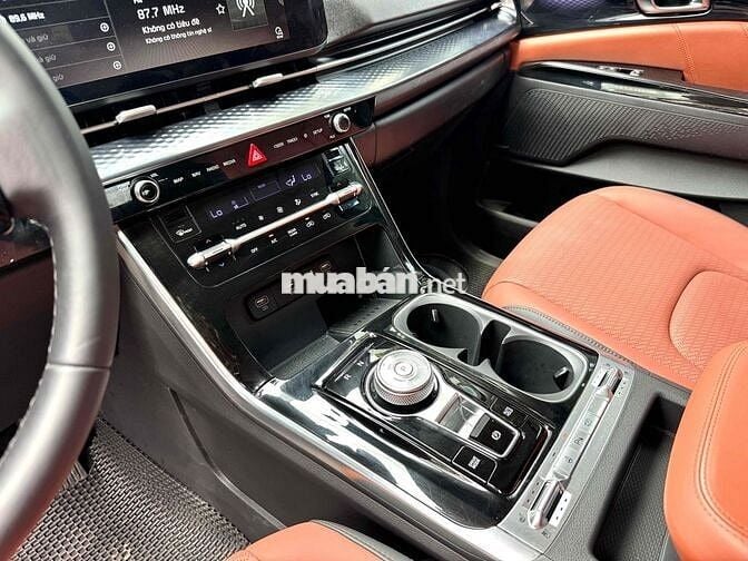 Kia Carnival 2023 Signature 2.2D - 36000 km