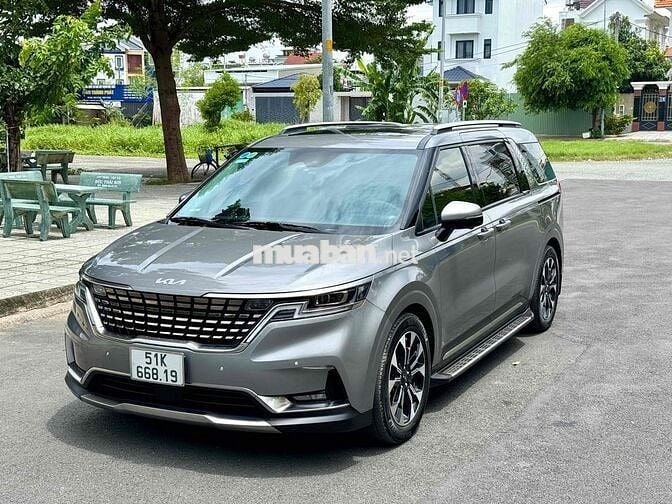 Kia Carnival 2023 Signature 2.2D - 36000 km
