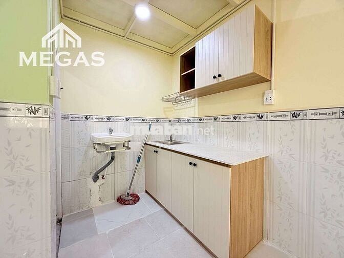 ✨CHO THUÊ TRỌ SV - 30m2 Gác 1m8-Ngay đh NTT - Hà Huy Giáp - Vườn Lài ✨