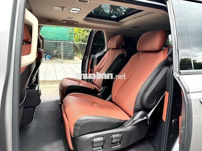 Kia Carnival 2023 Signature 2.2D - 36000 km