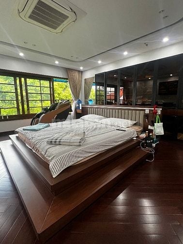 Tôi Chính chủ phố Xã Đàn, Q Đống Đa, Dt 125 m, 7 m, Mt 4,6 m, 75 Tỷ 