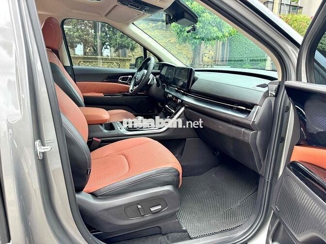 Kia Carnival 2023 Signature 2.2D - 36000 km