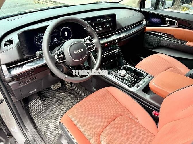 Kia Carnival 2023 Signature 2.2D - 36000 km
