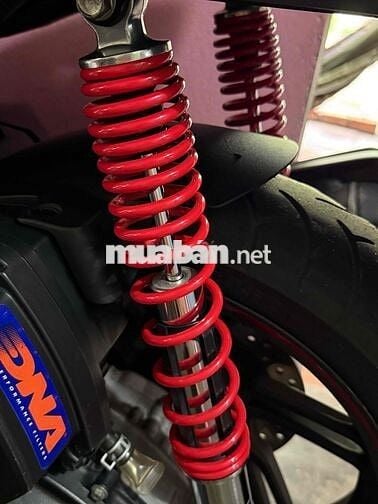 Em muốn bán lại chiếc xe máy SH350i đời 2023 odo 1