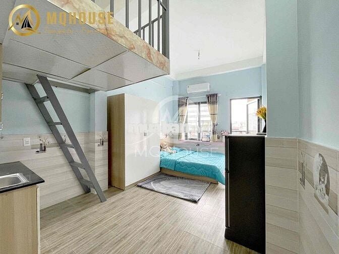 Duplex + giường, ban công, máy giặt riêng, full NT, bảo vệ, gần ĐầmSen