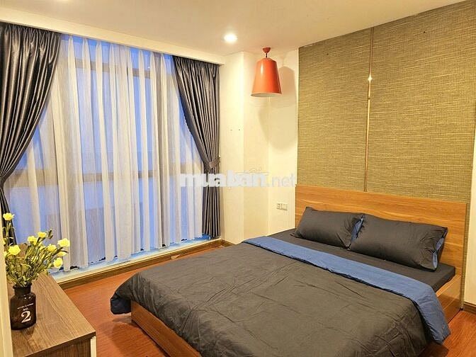 Bán  CC 2PN, 2WC, 70m2, 3,5 tỷ ở Nguyễn Hữu Thọ, view đẹp