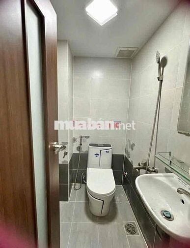 Cho thuê nhà 4Pn Full nội thất cho làm CHDV Trần Phú Quận 5