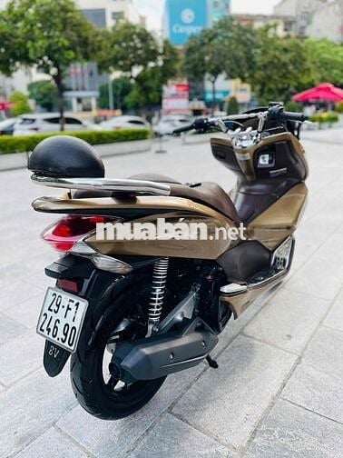 Honda Pcx 125 fi biển hà nội 2012 zin chất 9chủ