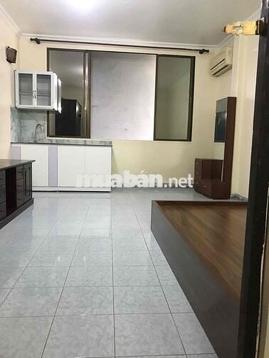 Chính chủ cho thuê phòng 24m khép kin có nội thất đầy đủ Yên Phụ