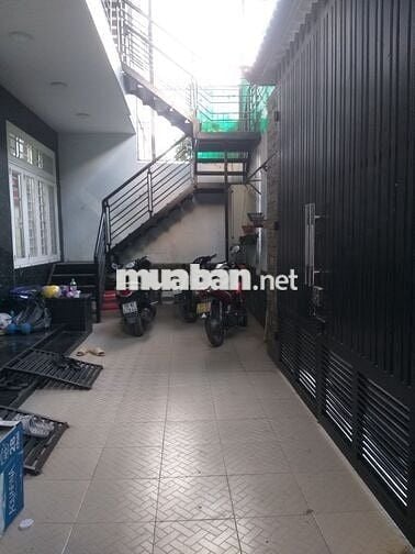 Gần trường Trí Tuệ Việt cho thuê nhà nguyên căn 3 tầng, 12x20
