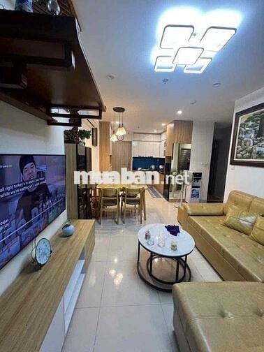 🔥 SỐC – Căn hộ 2PN view thoáng, full đồ siêu đẹp, giá chỉ 3,42 tỷ