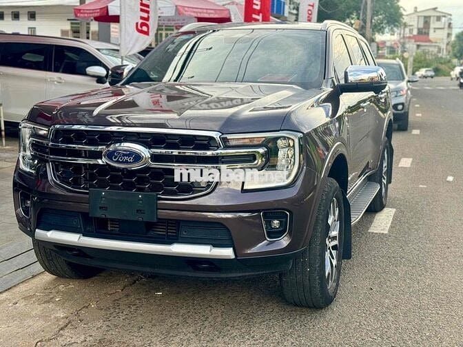 Ford Everest Titanium 4x2 2022