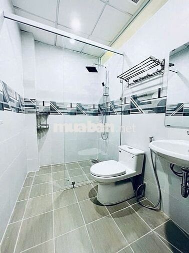 CHO THUÊ CĂN PHÒNG DÀNH CHO GIA ĐÌNH- 2giường ngủ, ban công riêng